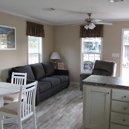 Sweetwater Villa Zephyrhills Bagian luar foto